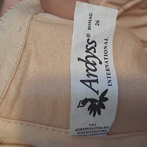 Ardyss International Women's Cream Shapewear Bodysuit Size 26 - Picture 4 of 5